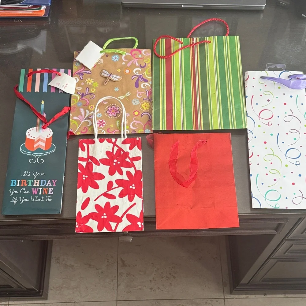Colorful Gift Bags for Parties ( total of 6)