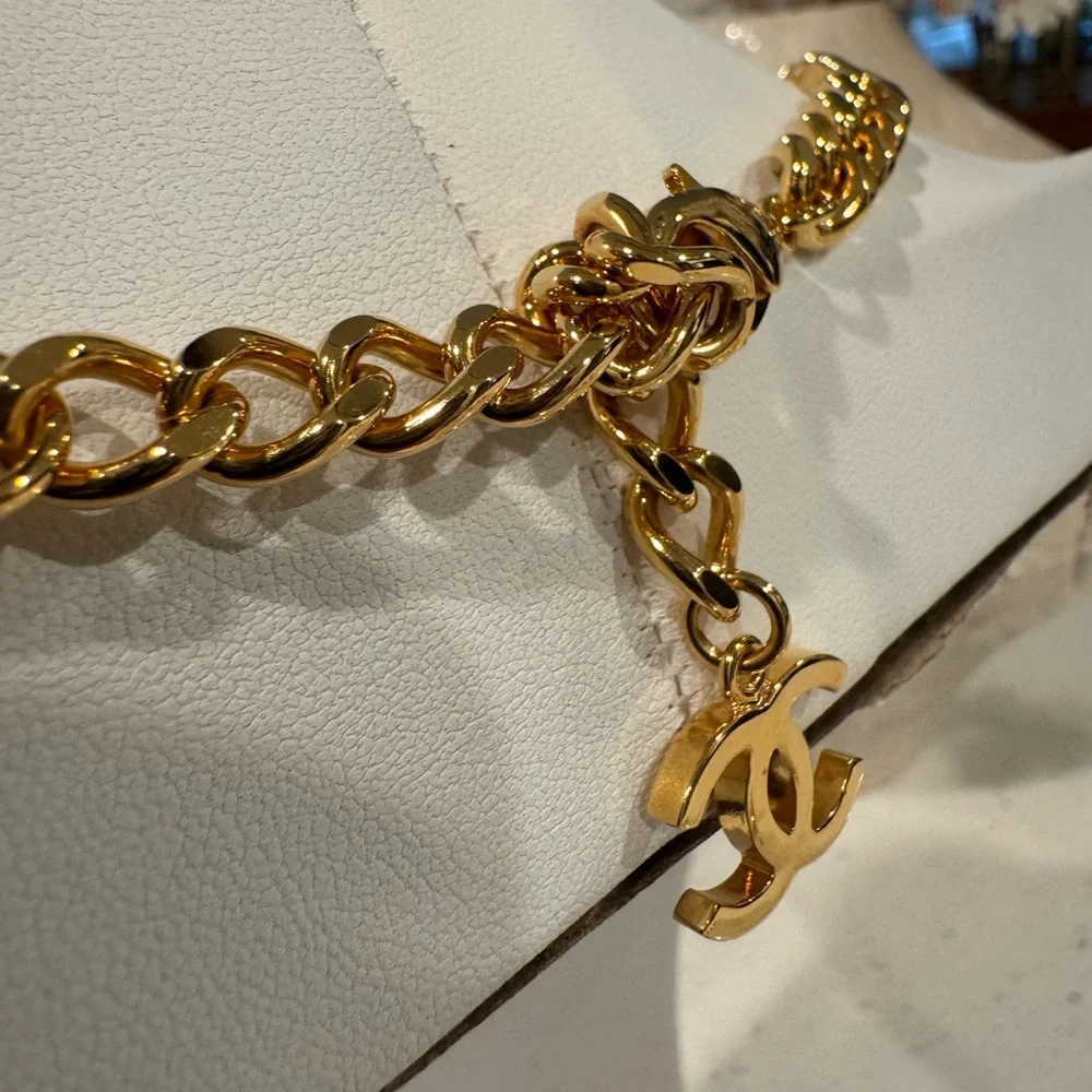 CHANEL authenticated rue