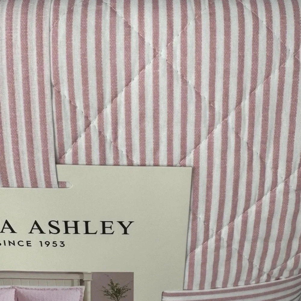 Laura Ashley laura ashley