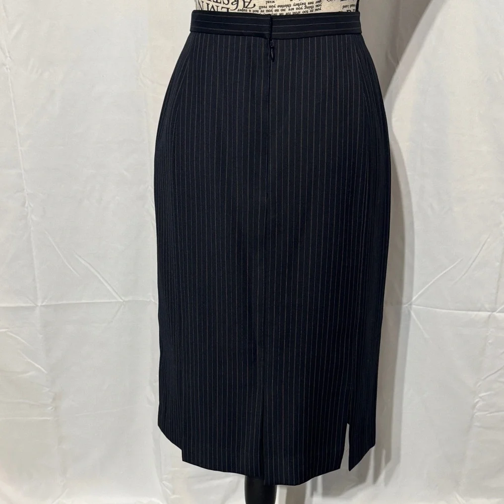 Larry Levine elegant black