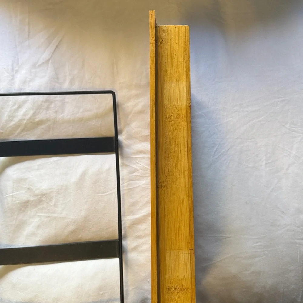 N/A bunk shelf