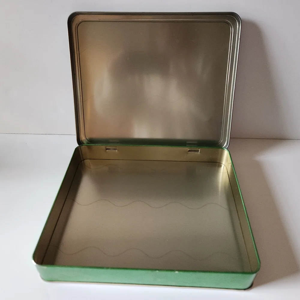 Whitmans product hinged