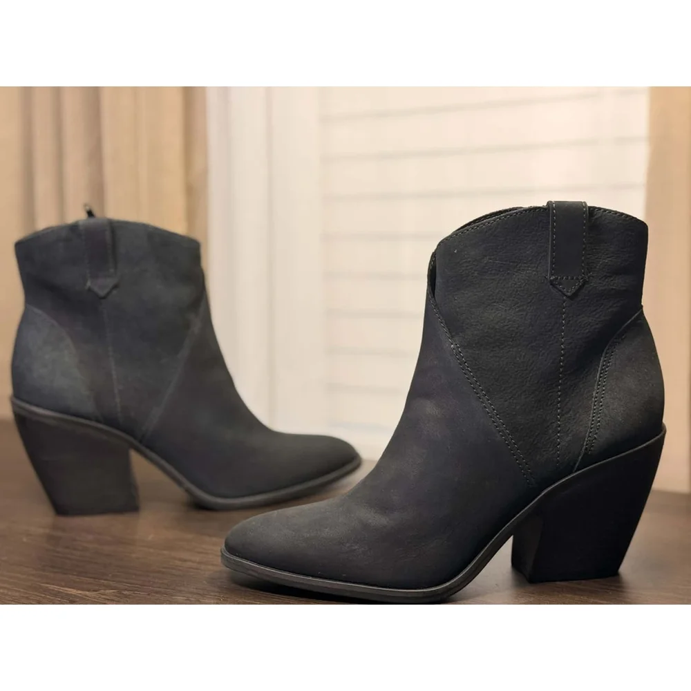 Lucky Brand *** these