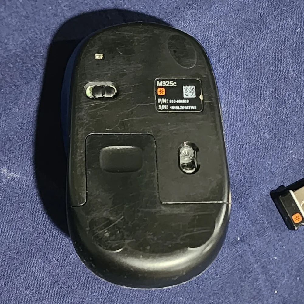 Logitech compact ergonomic