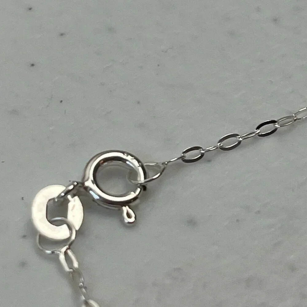 Unbranded sterling silver