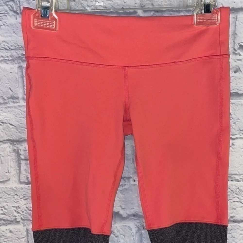ALO Yoga color coral
