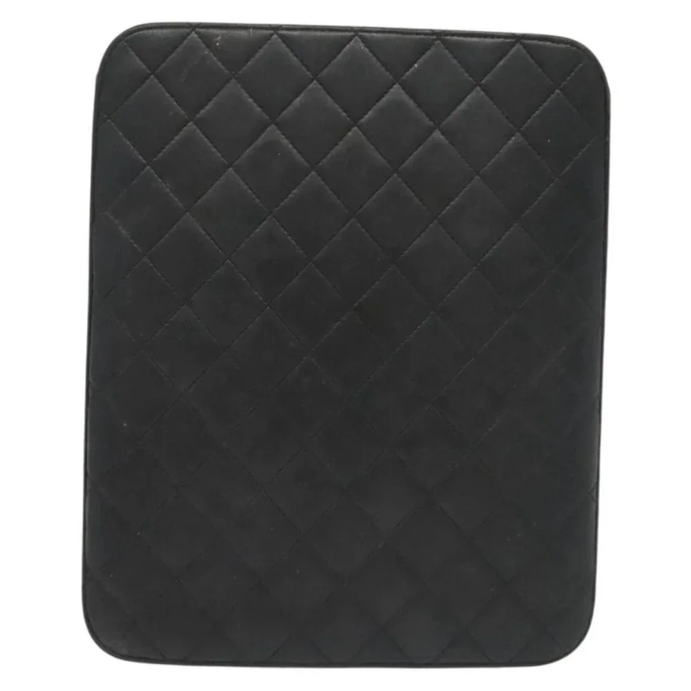 CHANEL which description as