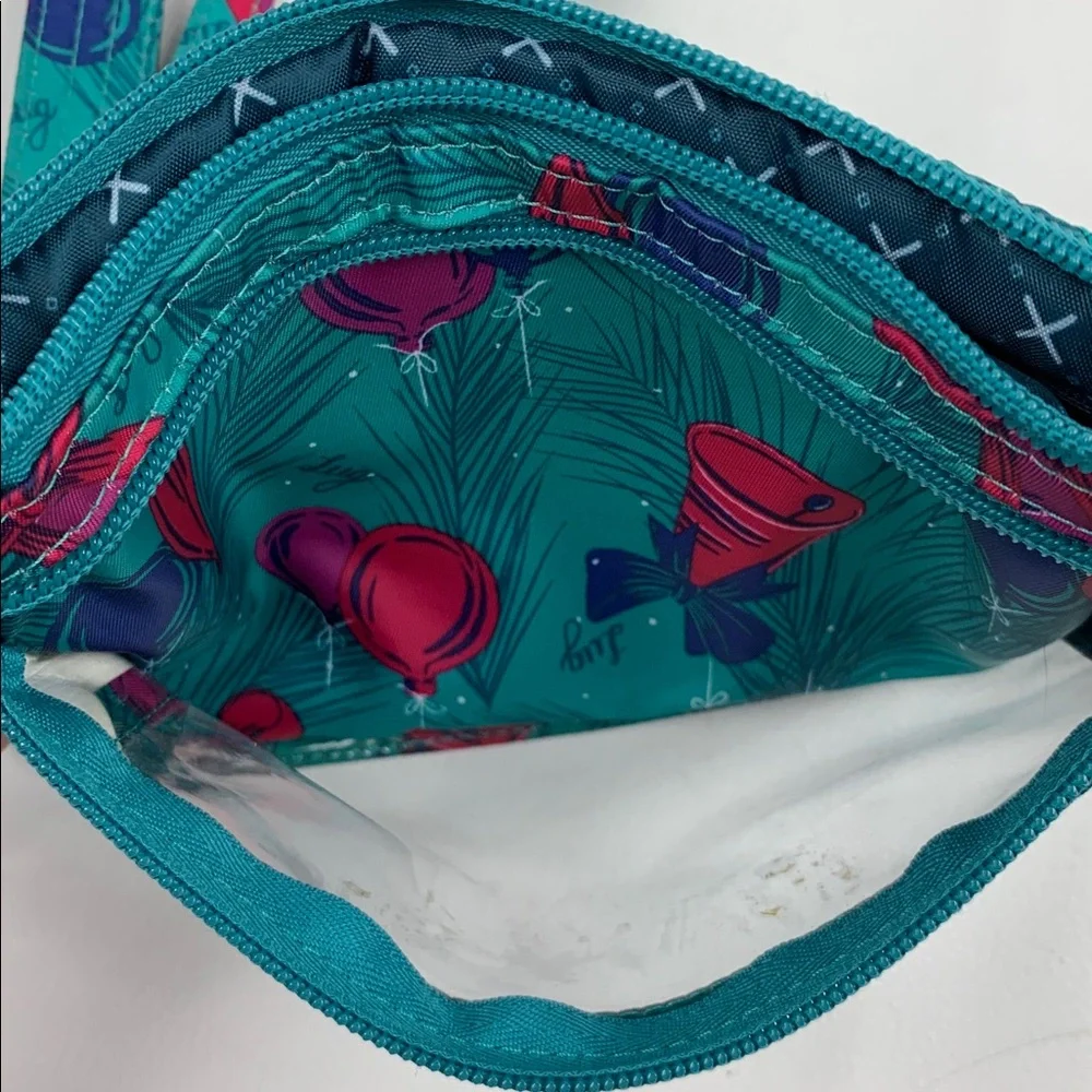 lug peekaboo