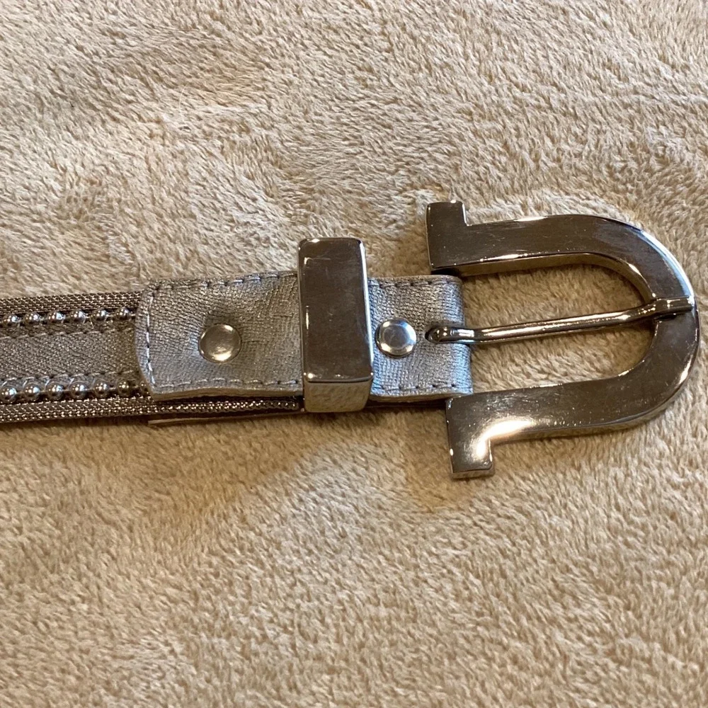 Silver belt with silver studs and‎ buckle, Genuine Leather, Women's Small