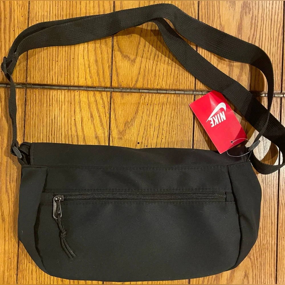 Nike nwt unisex