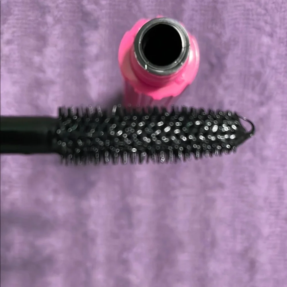 vibrant black