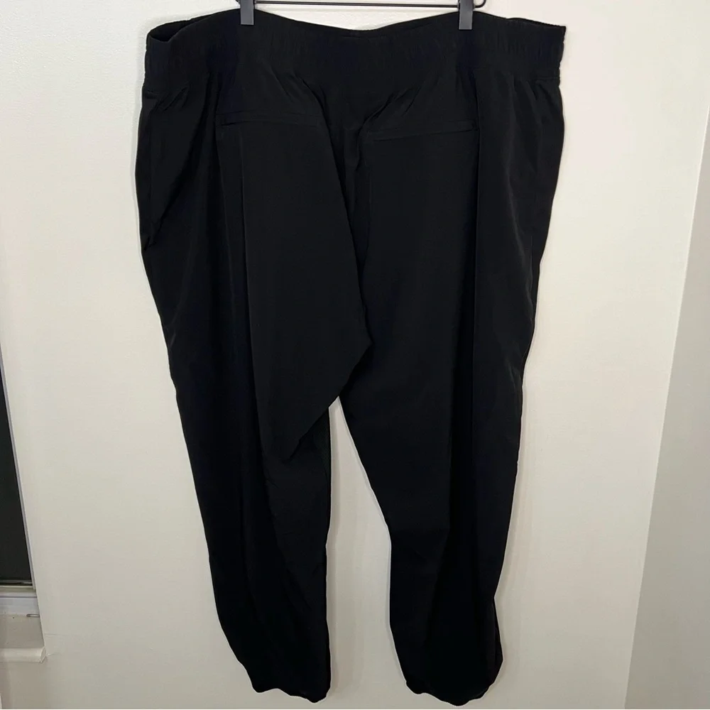 Athleta brooklyn lined