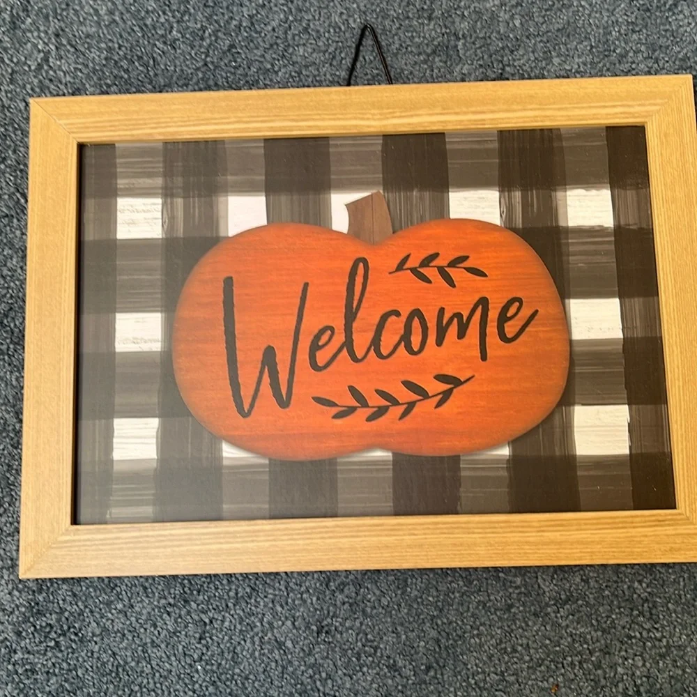 Autumn Welcome and Pumpkin Wall Decor Set