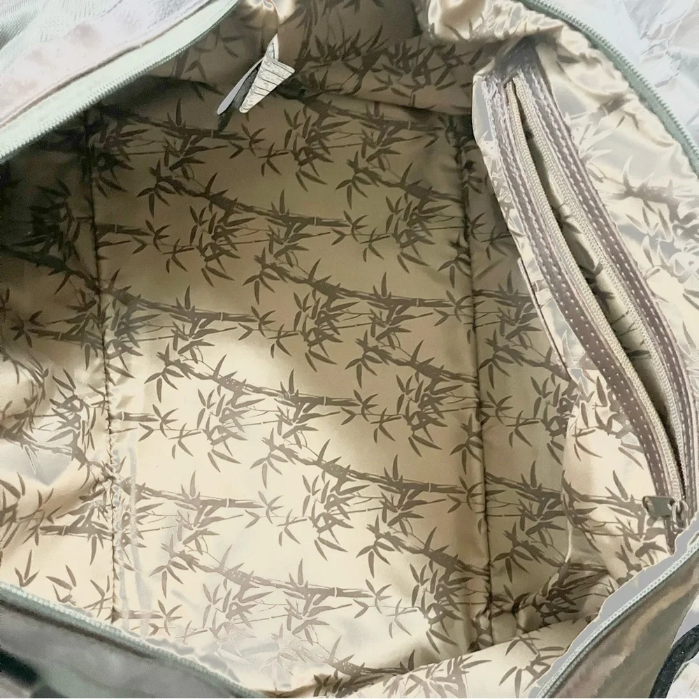 Tommy Bahama Surge Bottom Duffel Bag Traveler Green Nylon Brown Leather Mens Bag
