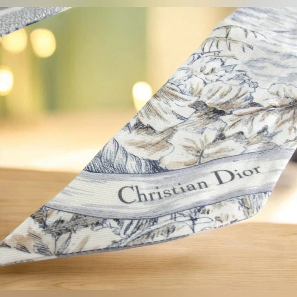 Dior pre owned