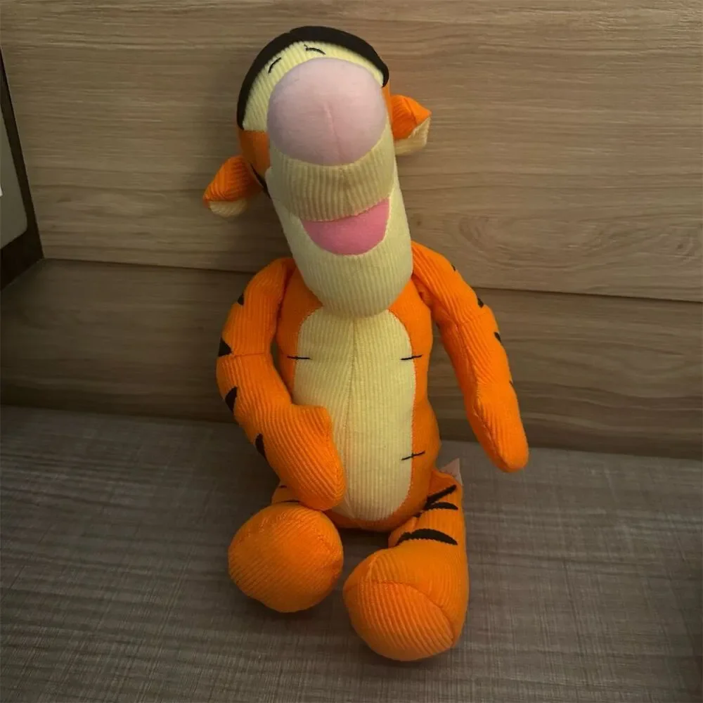 Fisher-Price Disney Tigger Plush Toy Winnie the Pooh Collection 2005