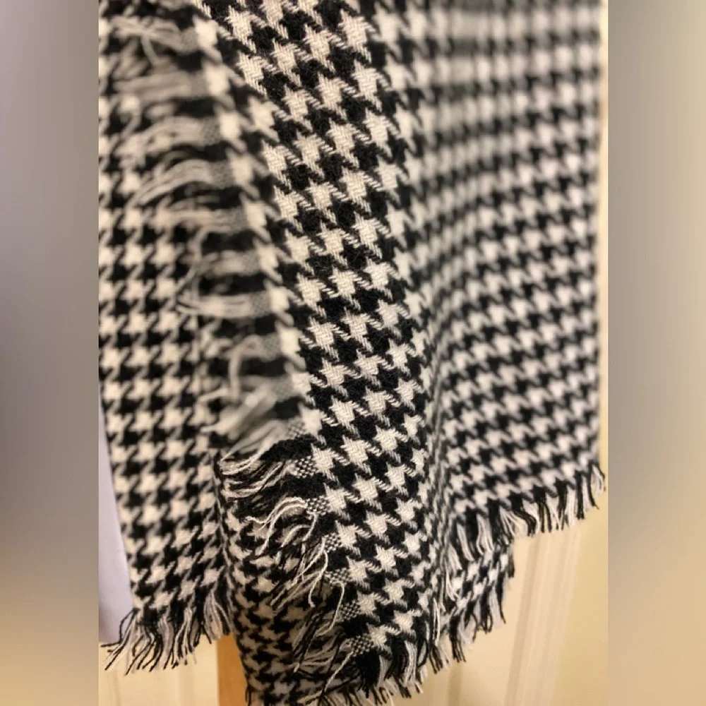 WB nwot stylish