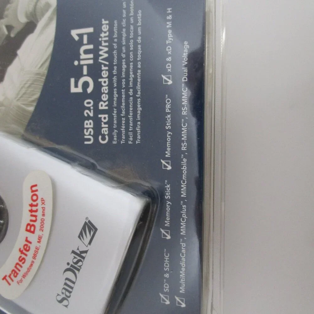 SanDisk USB 5-in-1 card reader/writer