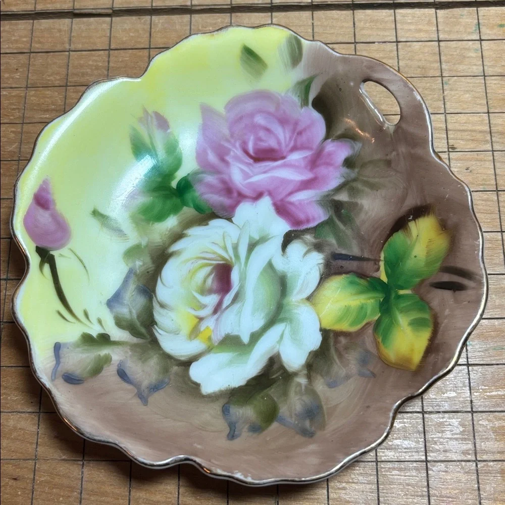Lefton white floral