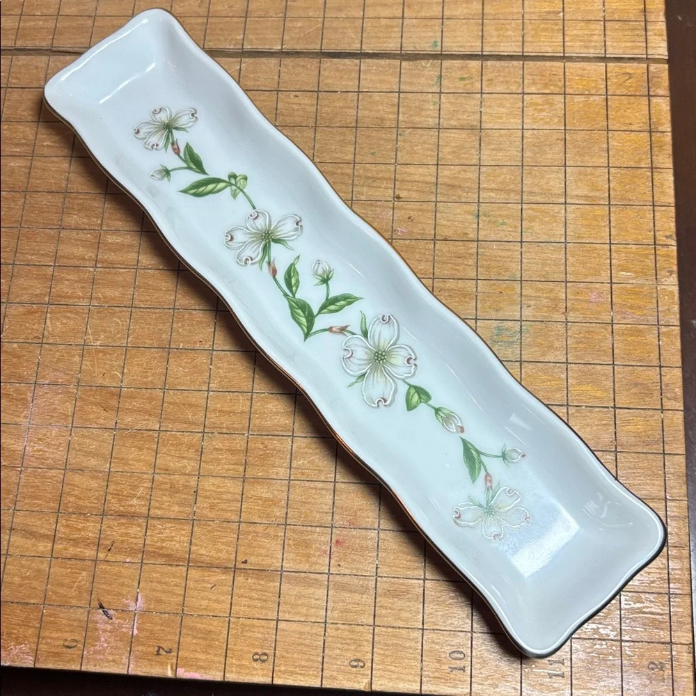 Lefton white floral
