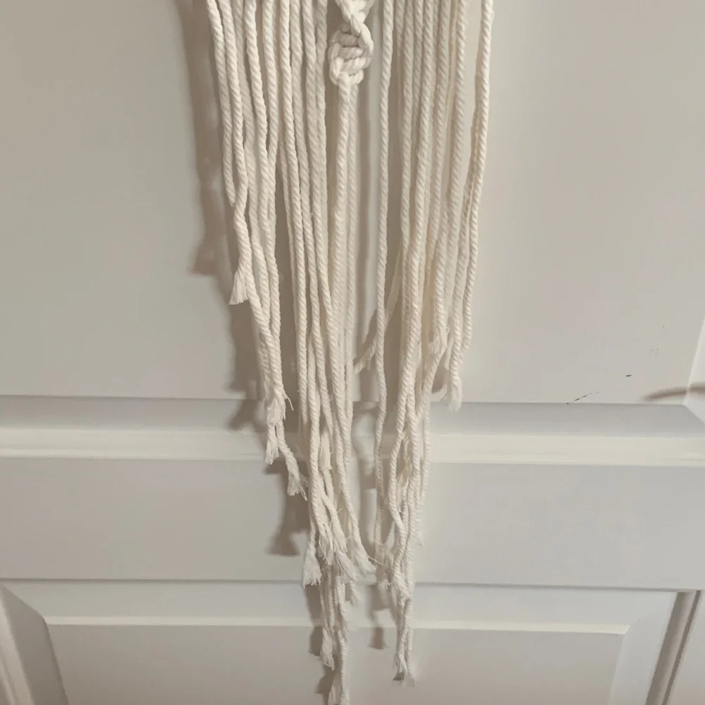 N/A hanging perfect