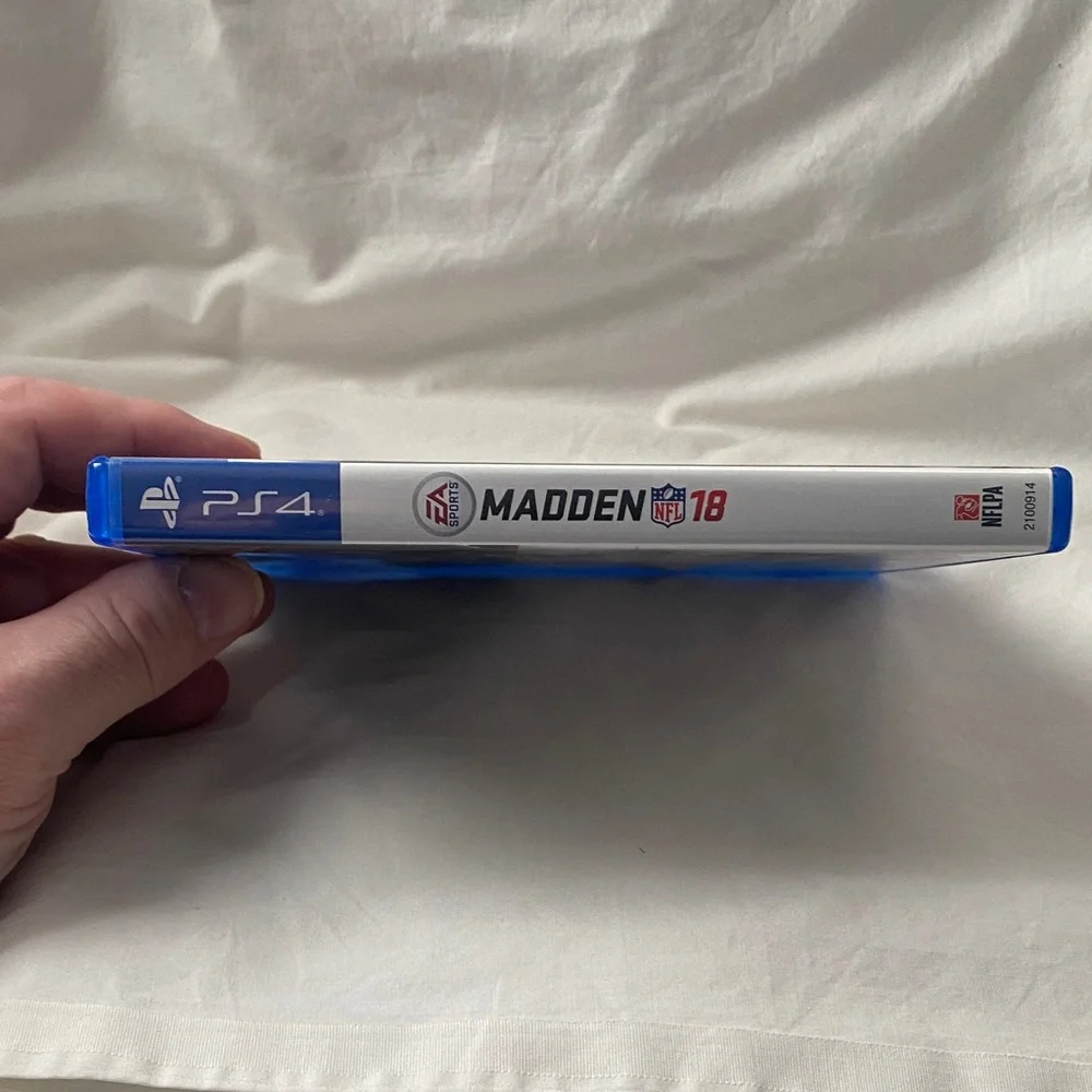 Playstation 4 game excellent