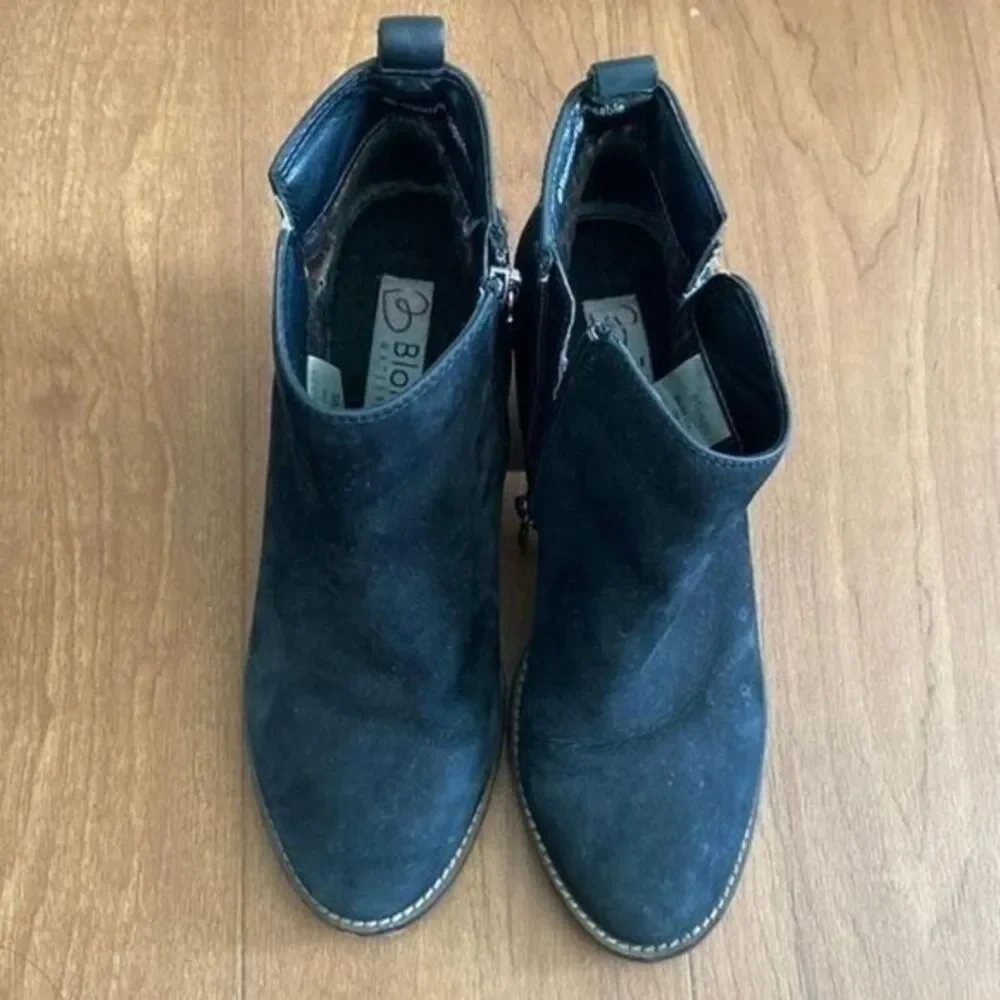 N/A boots comfortable