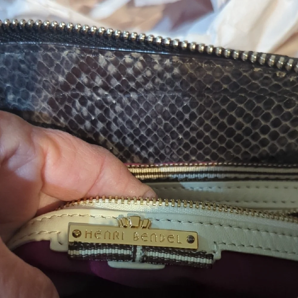 henri bendel this stylish