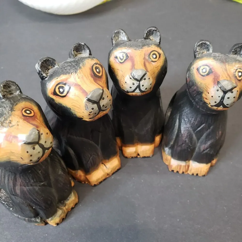 Farmhouse Primitive Hand Carved Wooden Black Bear Napkin Holders Rings Set of 4