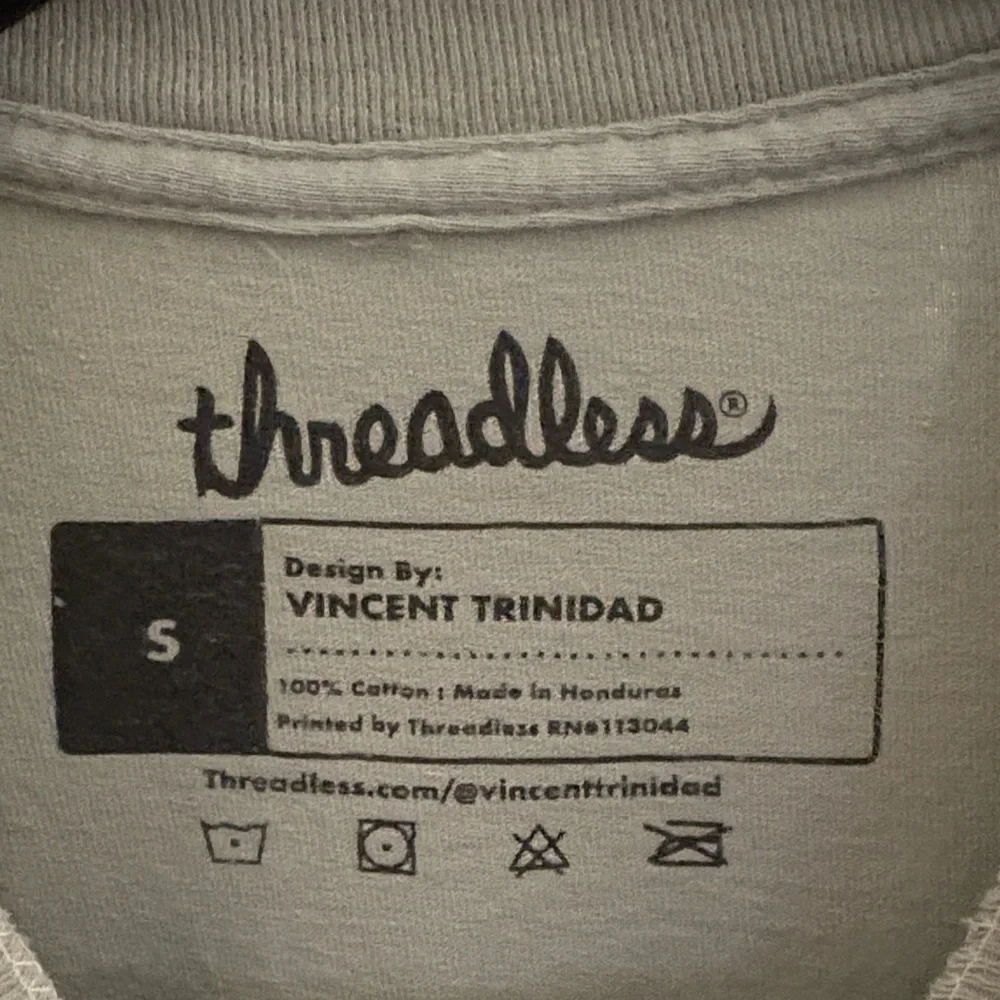 Threadless pre loved
