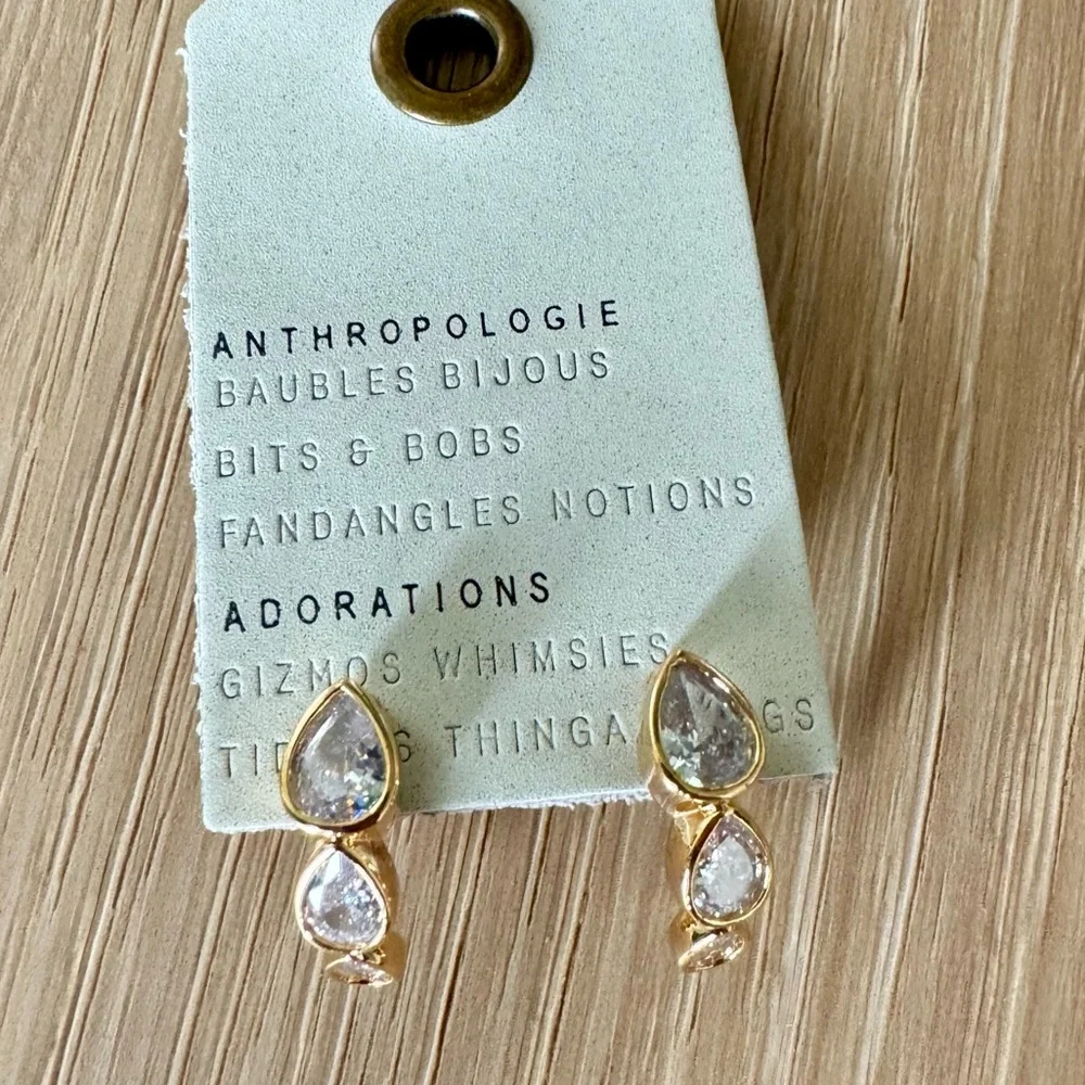 Anthropologie Multi Crystal Gold Chic Drop Earrings NWT
