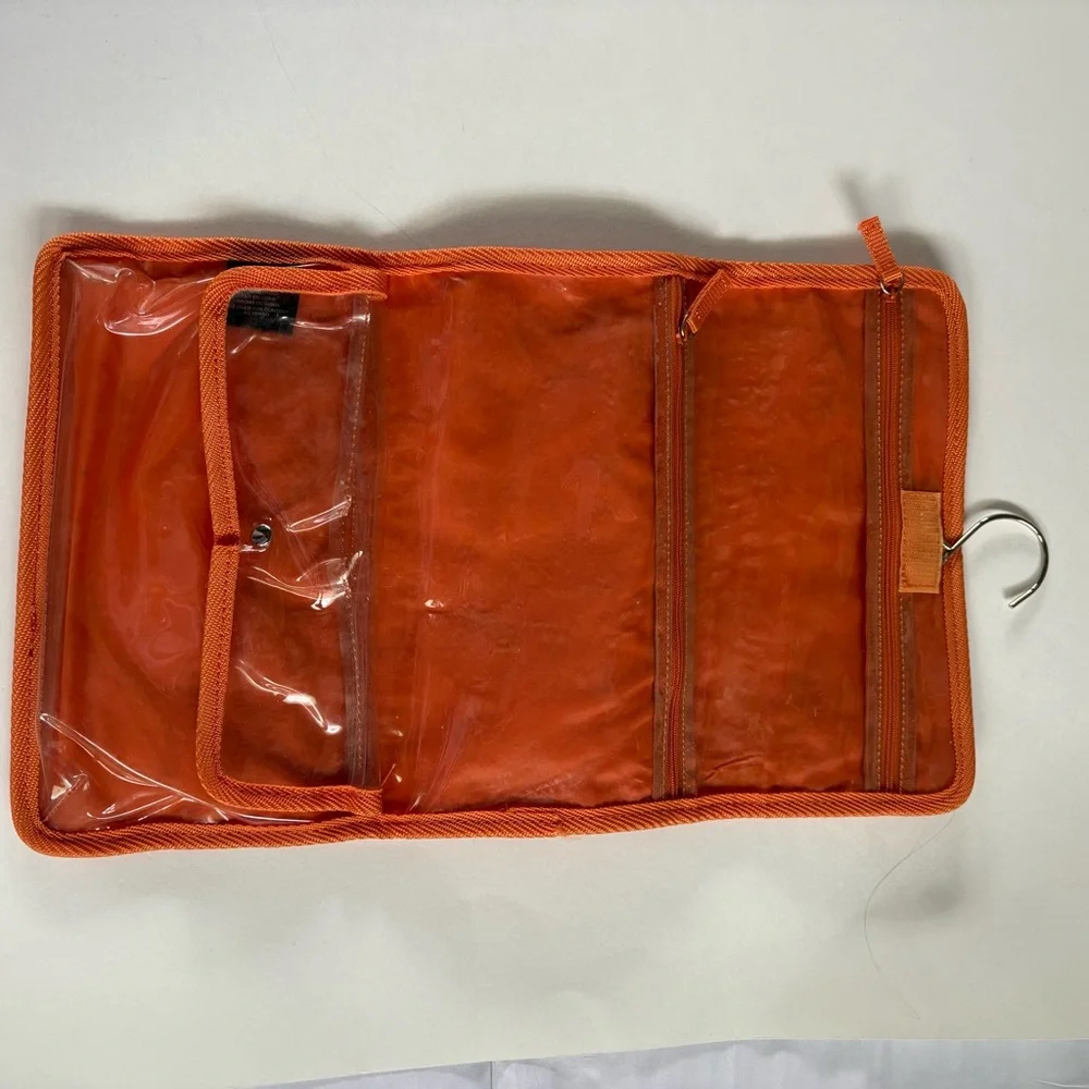 Travelon liz claiborne