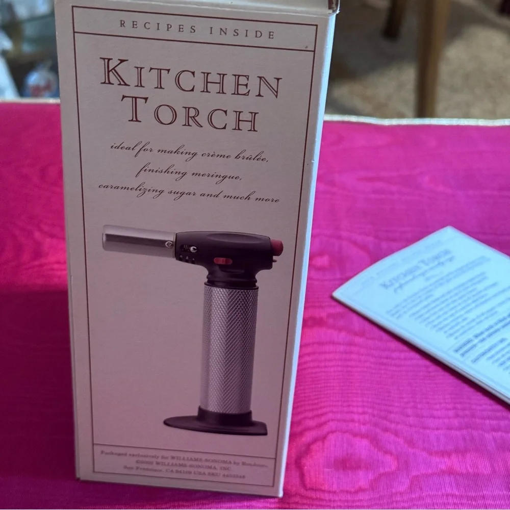 Williams Sonoma easy cleaning