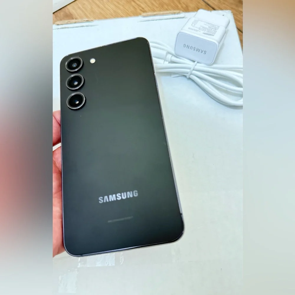 Samsung Galaxy S23 128GB unlocked for any company