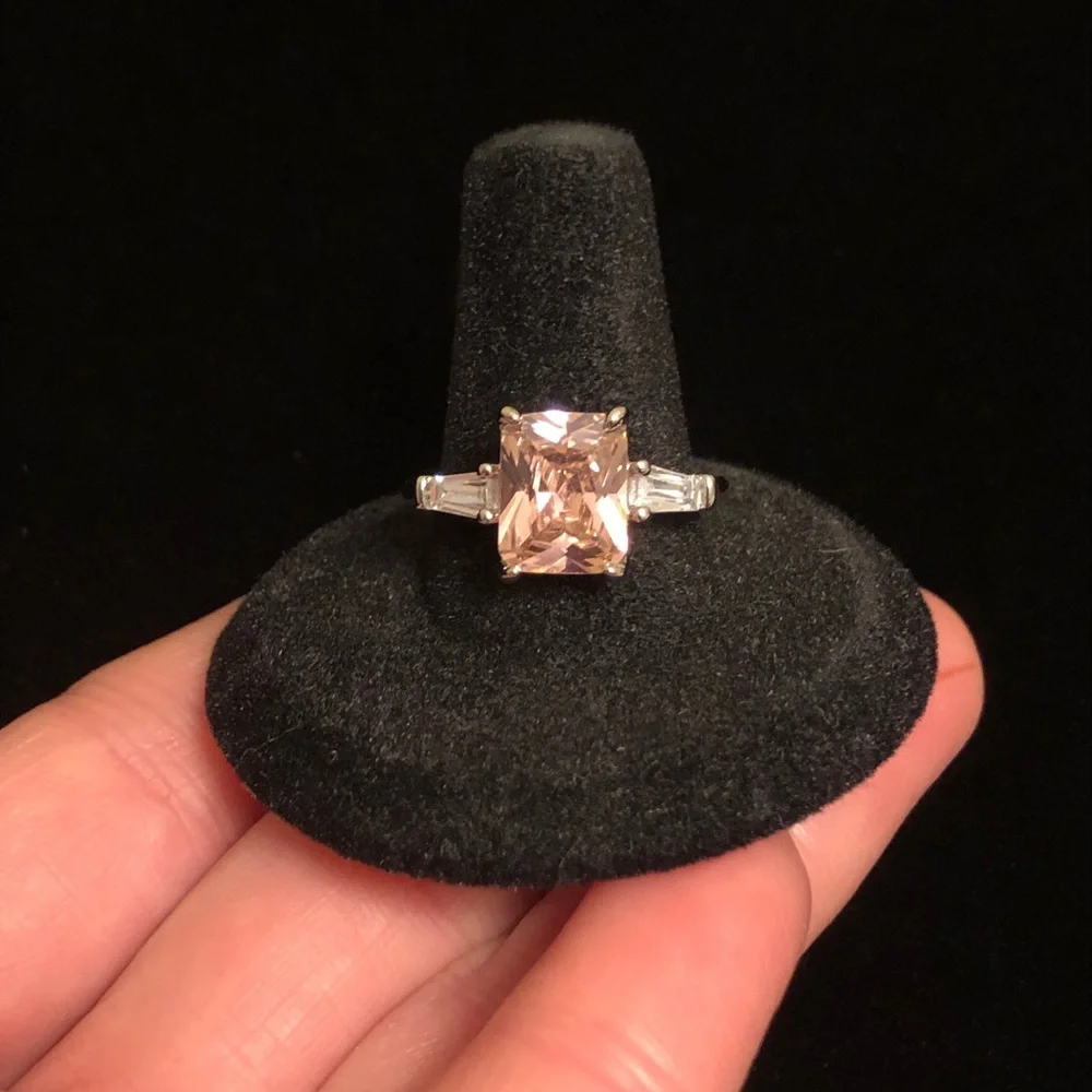 unbranded this stunning