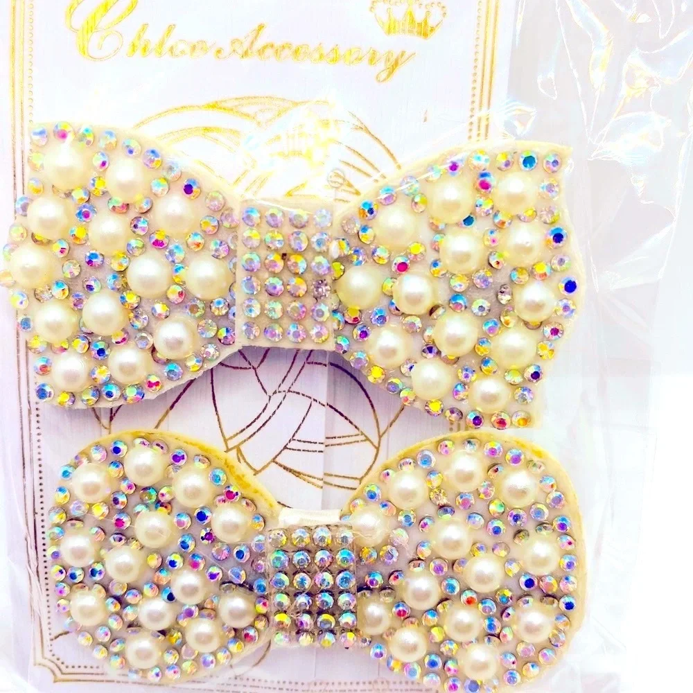 Chloe accessory hair barrette