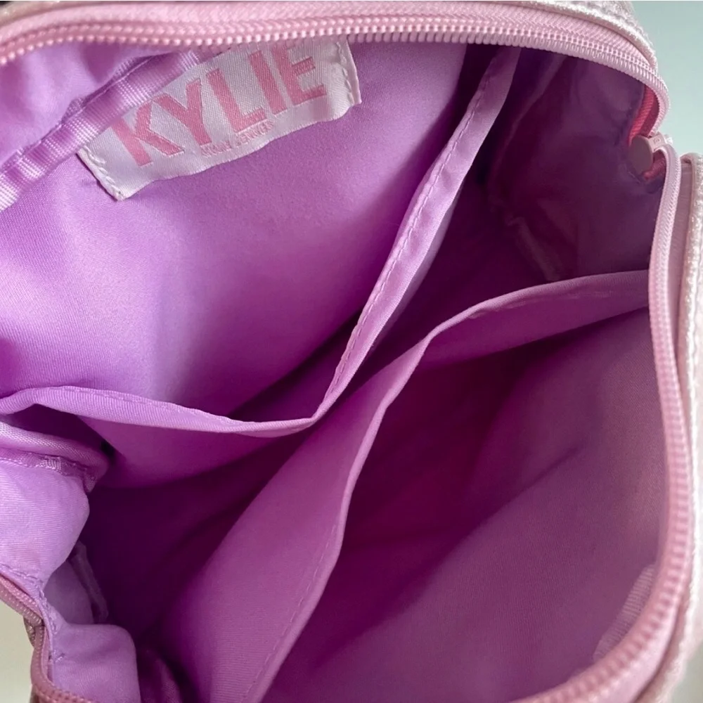 Kylie Cosmetics super ute