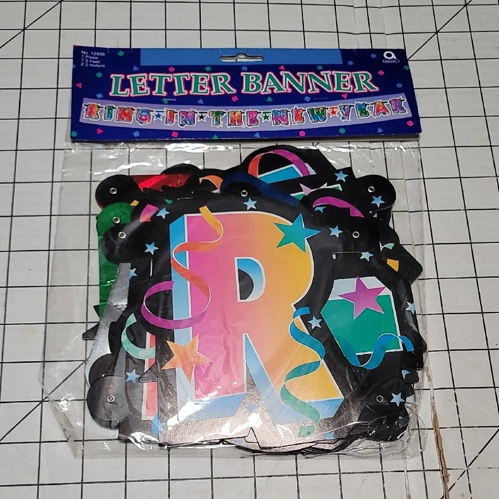 Ring in the New Year Letter Banner, NIP 7.3 Foot Banner for Parties‎