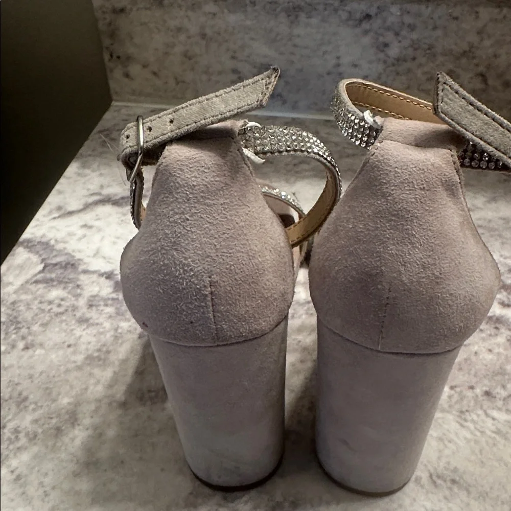 Steve Madden heels taupe outfit