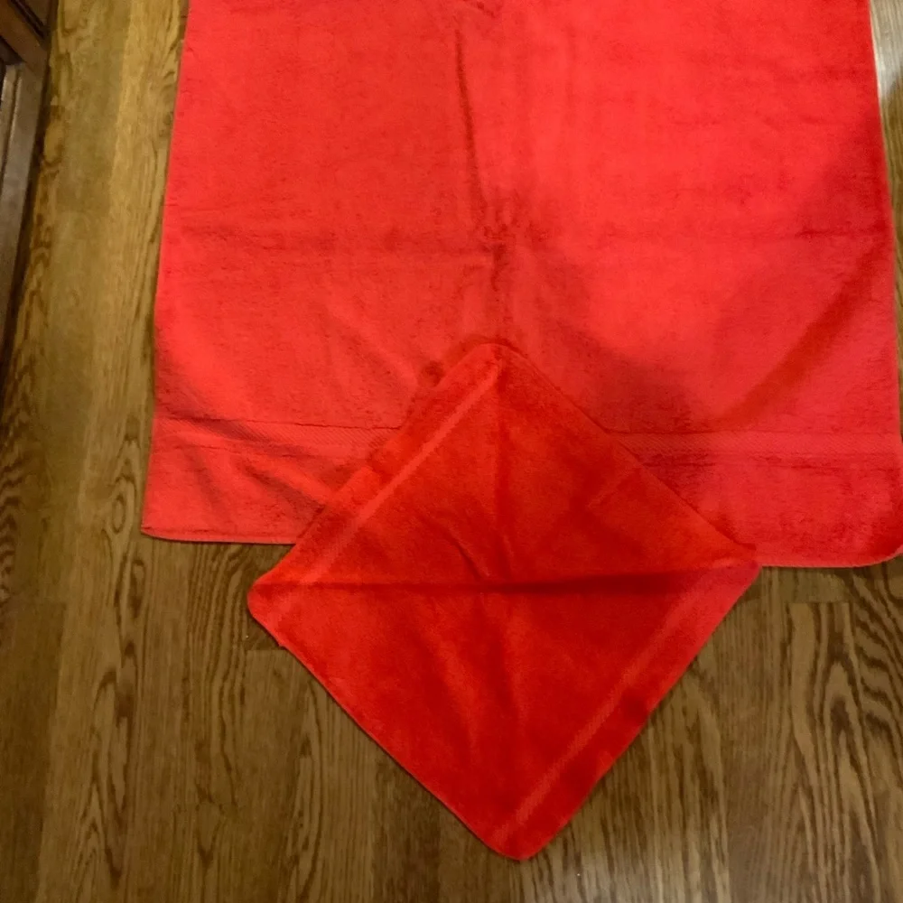 Vintage Fieldcrest Bath Towel and Washcloth Vibrant Orange Towel Set USA