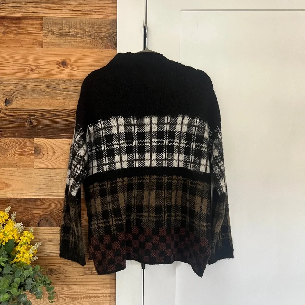 Urban Outfitters this colorblock