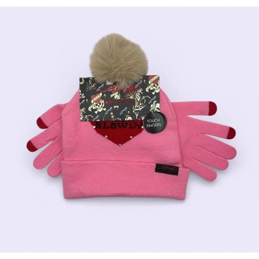 Ed Hardy Beanie & Touch Fingers Gloves Set Pink Love Kills Slowly NWT