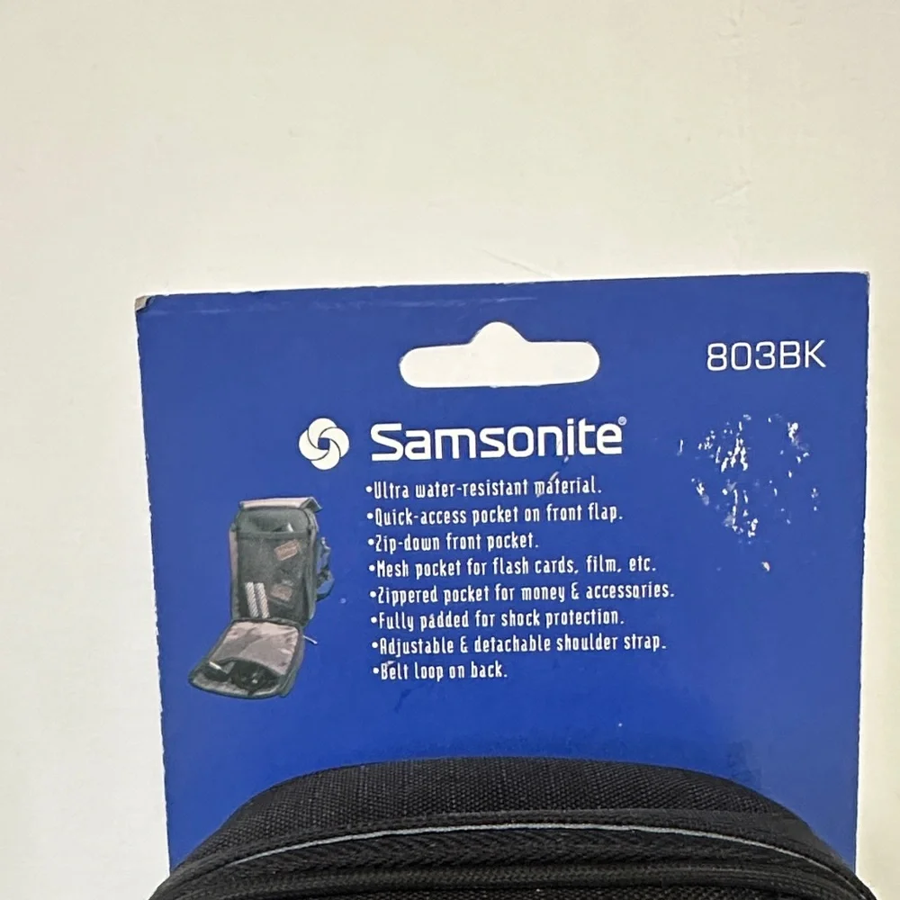 Samsonite sleek black
