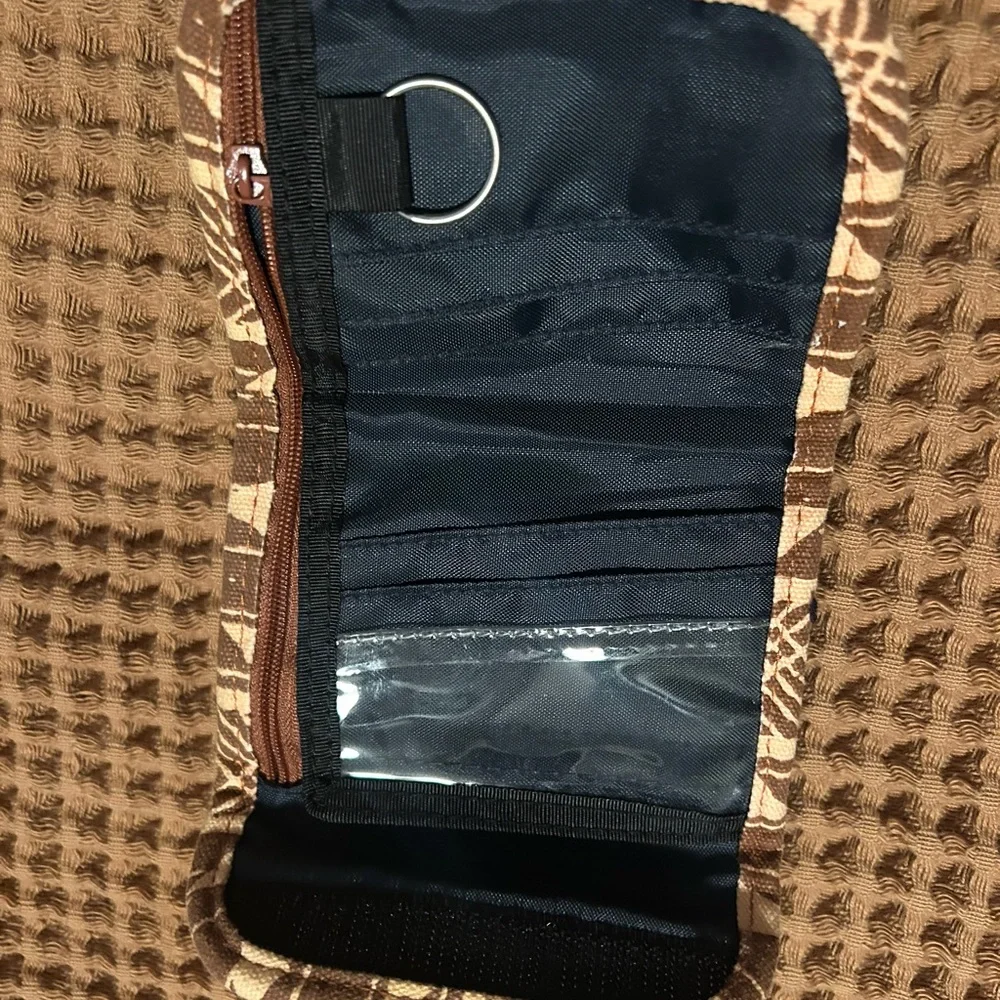 Kavu compact trifold