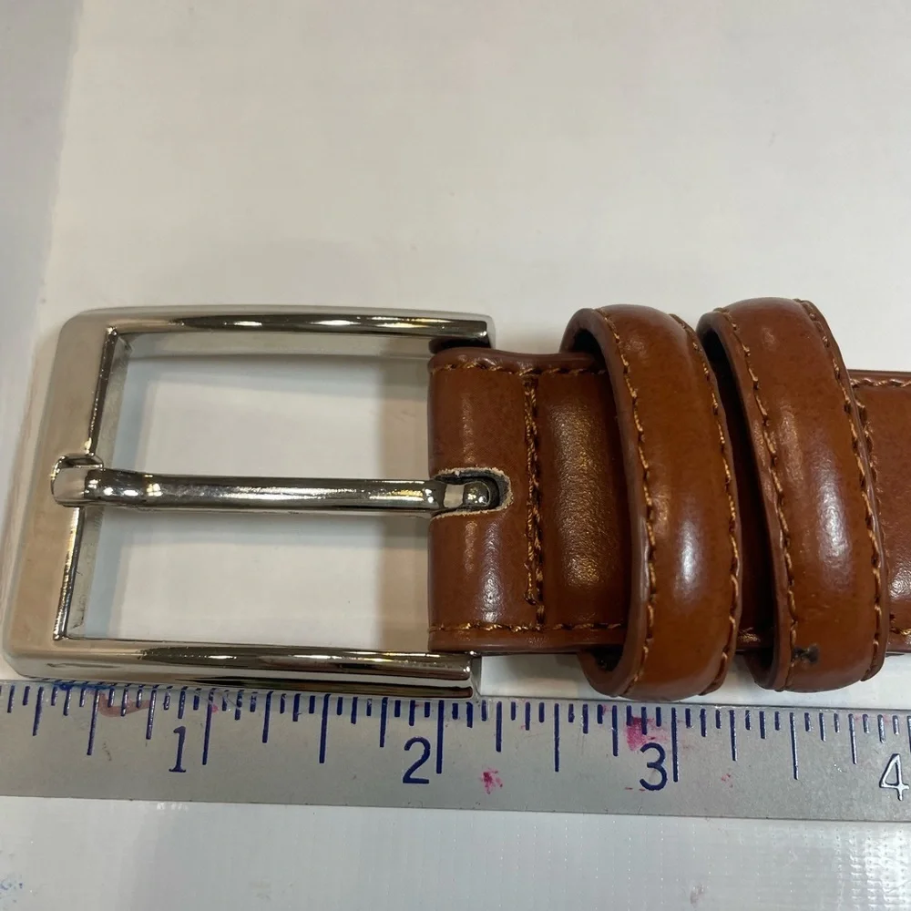 Beverly Hills Polo Club Men’s Brown Leather Belt. Size 42. Pre-owned