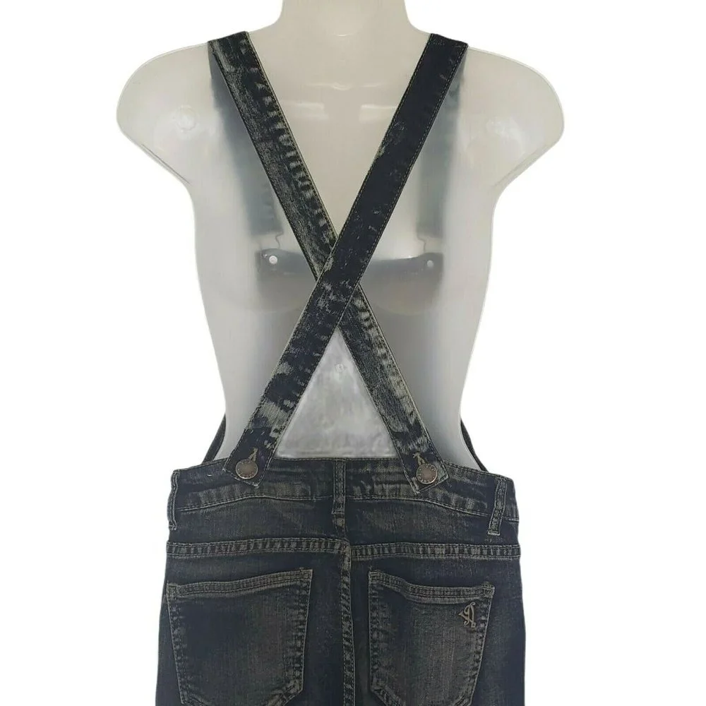 VIP Jeans heavily distressed