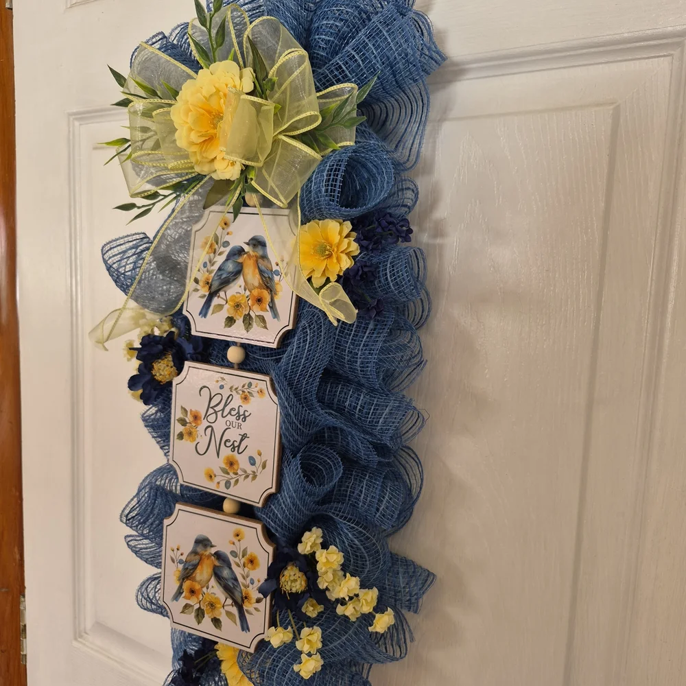 Handcrafted items tri are