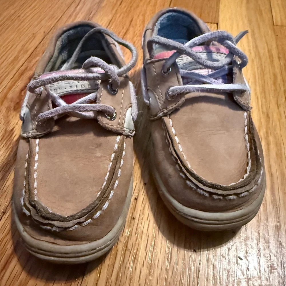 Sperry stylish comfortable
