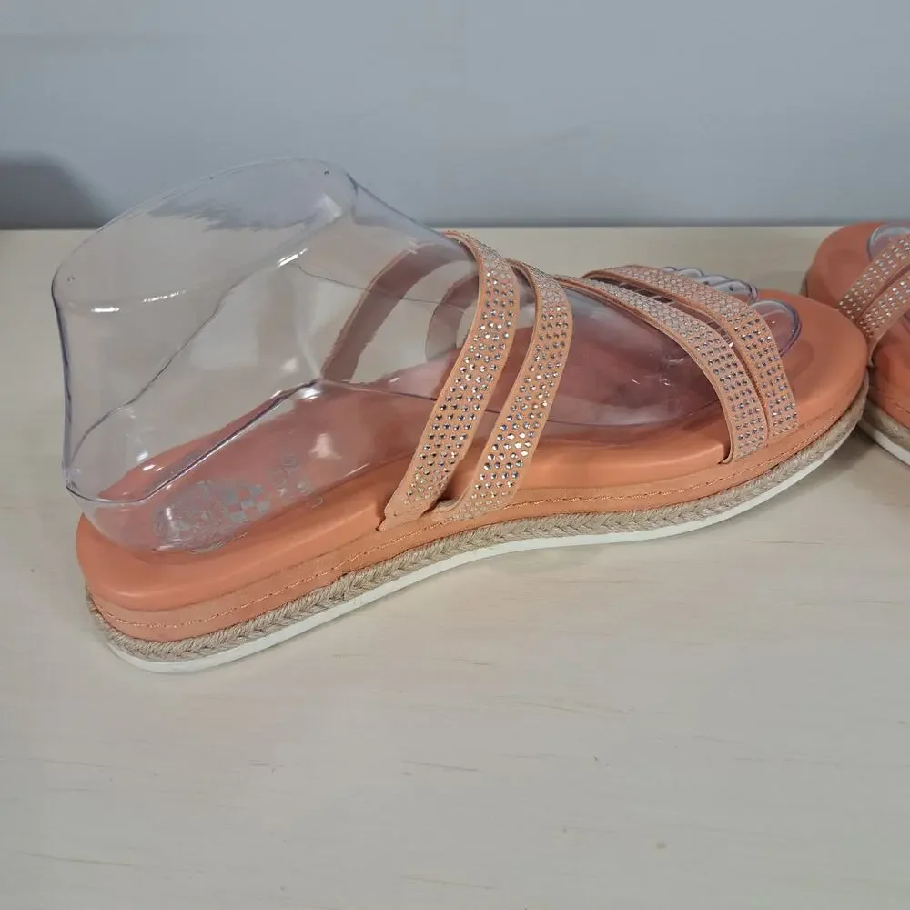 Vince Camuto vince camuto