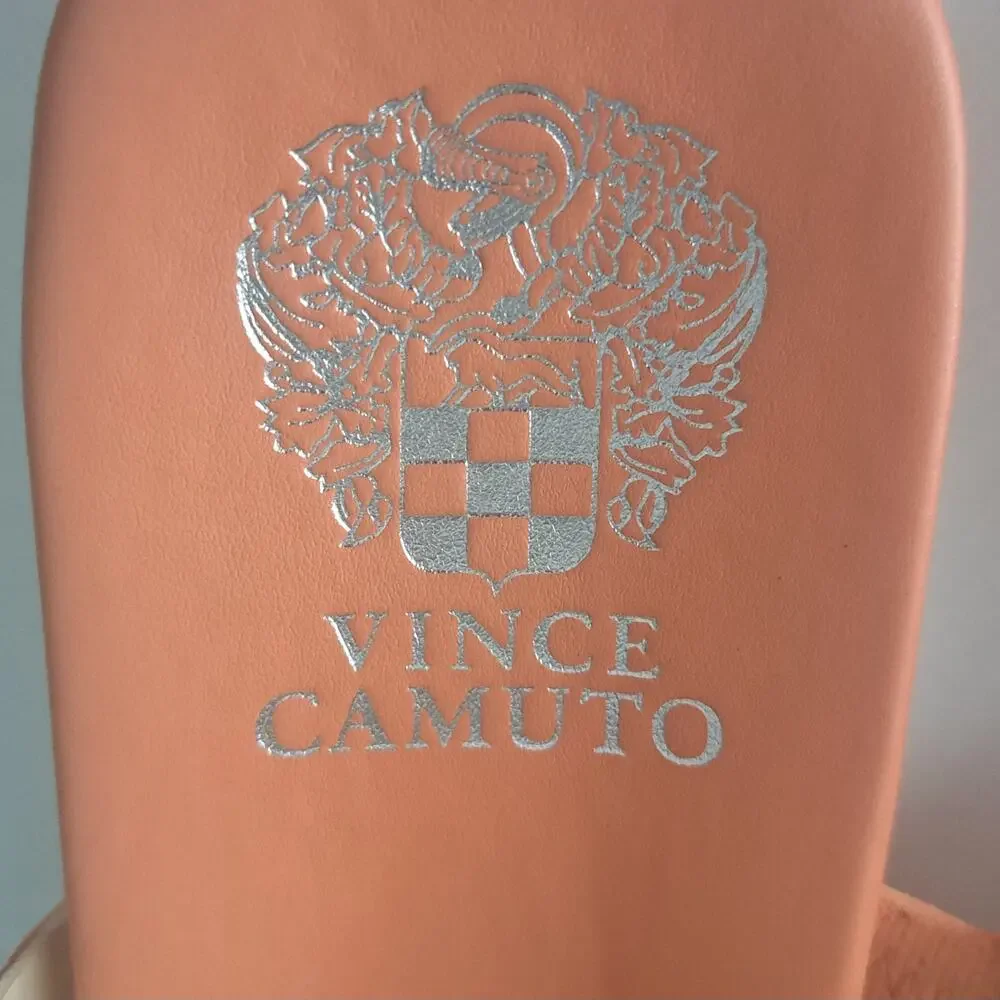 Vince Camuto vince camuto